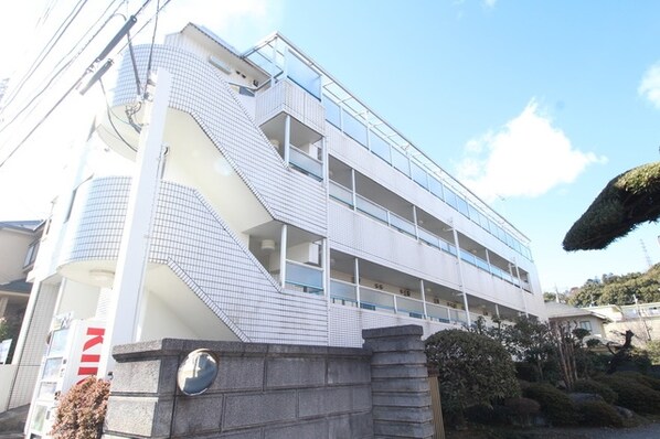 メゾン・ド・別所の物件外観写真